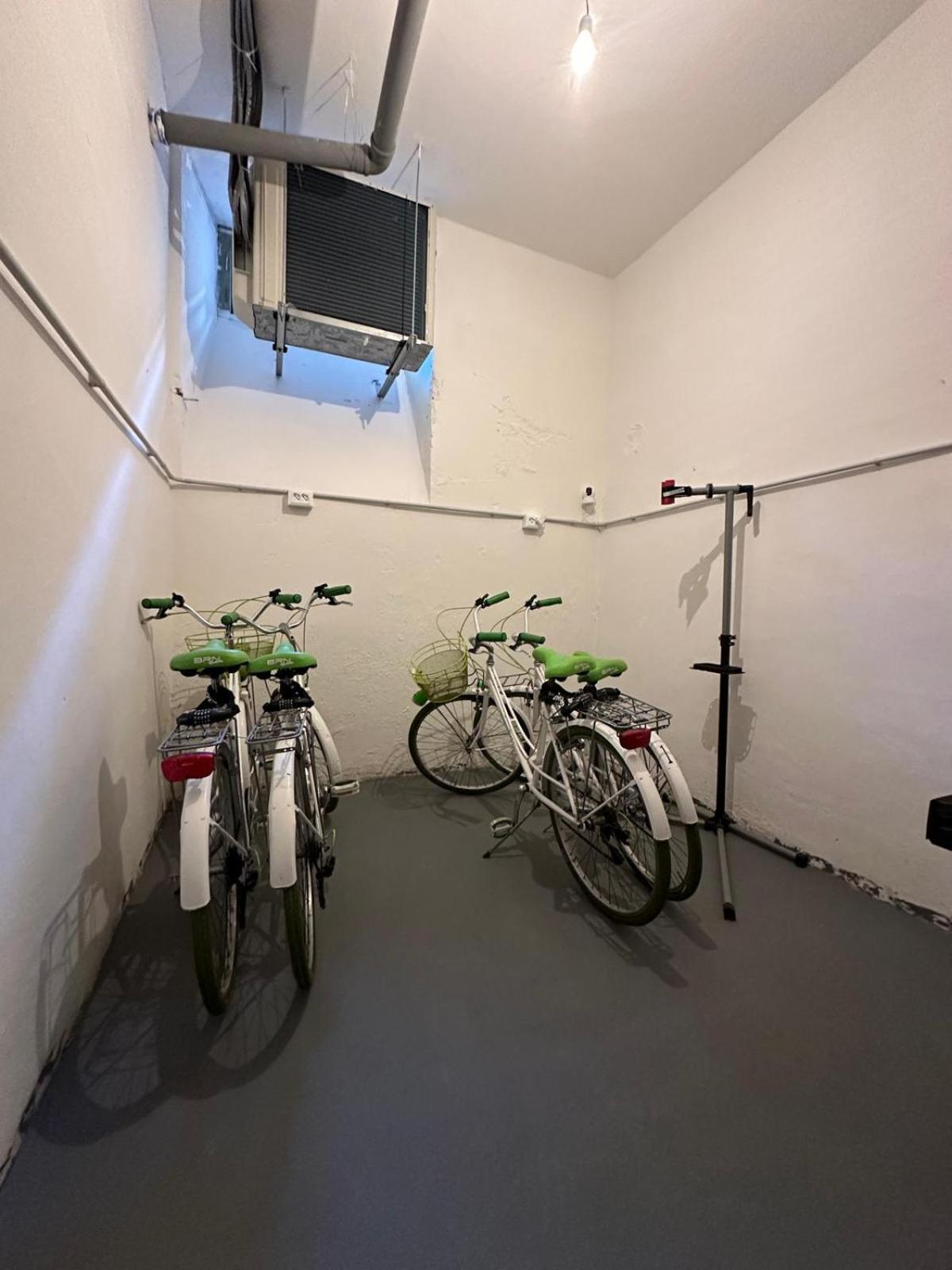 Bed&Bikerome Angelico Hotel Exterior photo